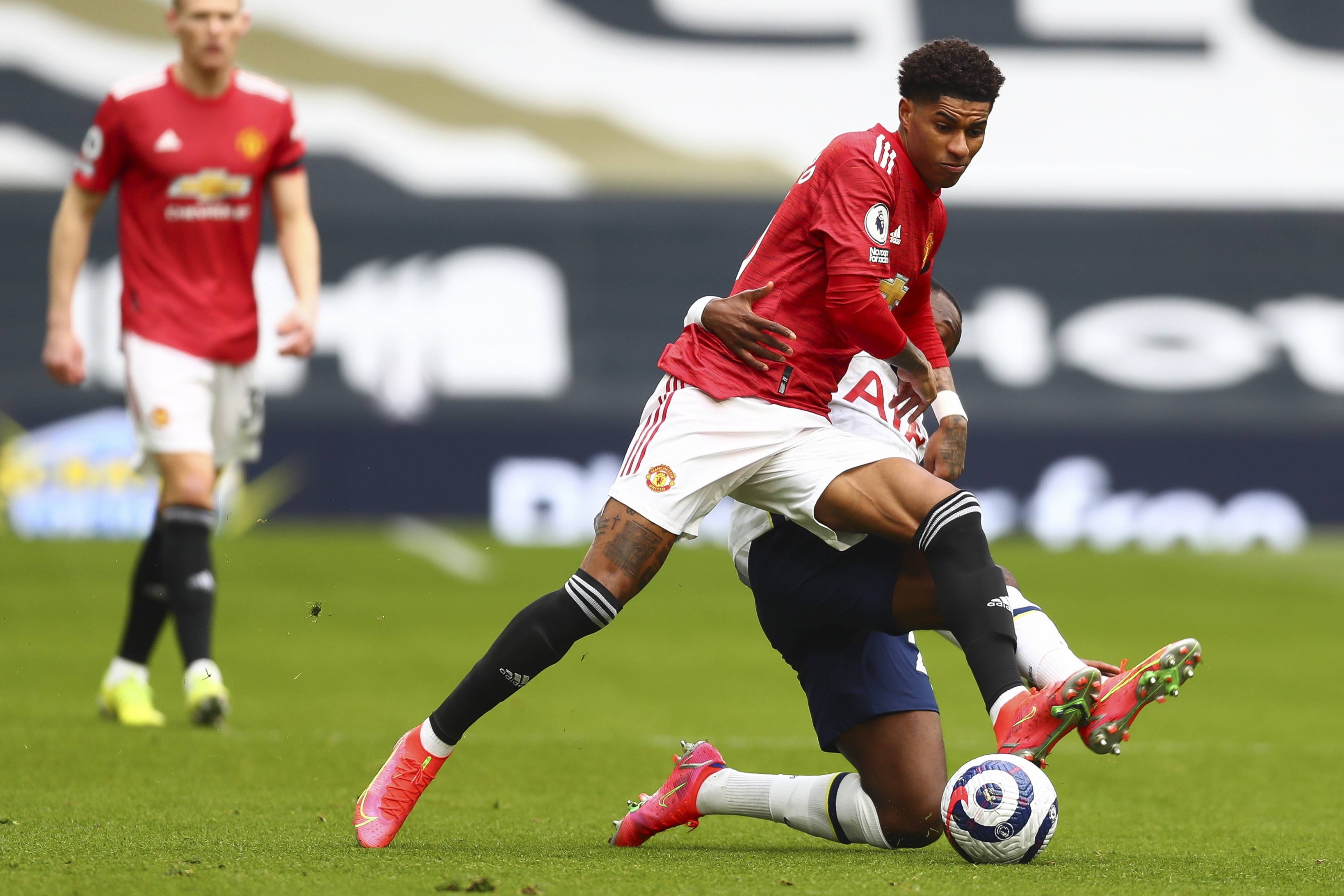 C罗能够超 C罗能够超